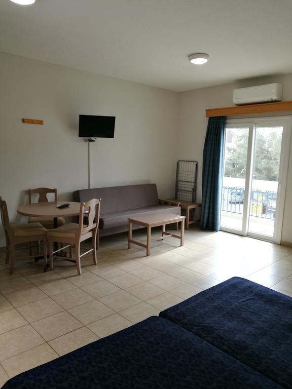 Georgia Hotel Apartments Протарас Экстерьер фото